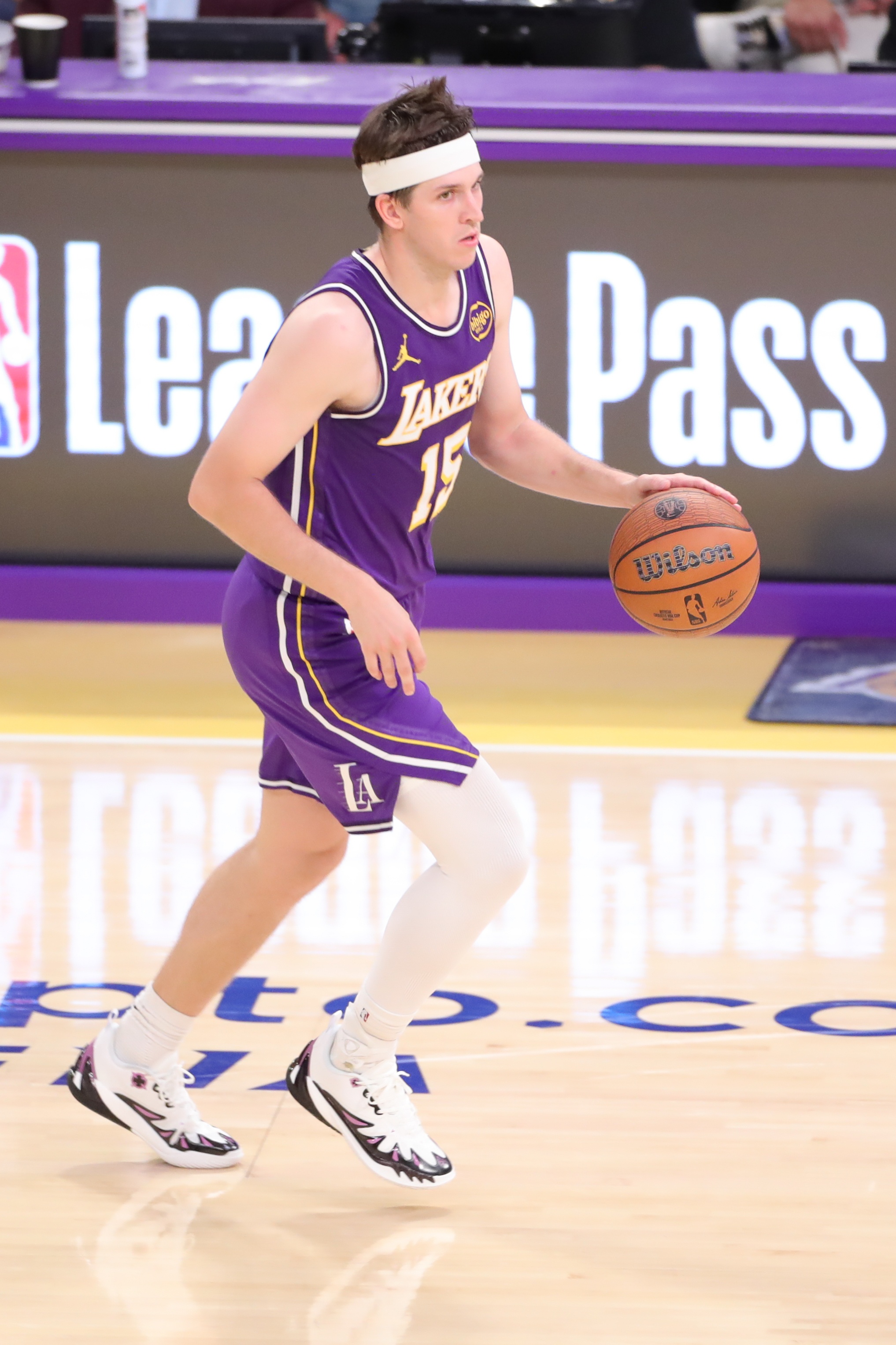 魔术师：里夫斯44分11助继续统治表现 他本赛季绝对应该进全明星