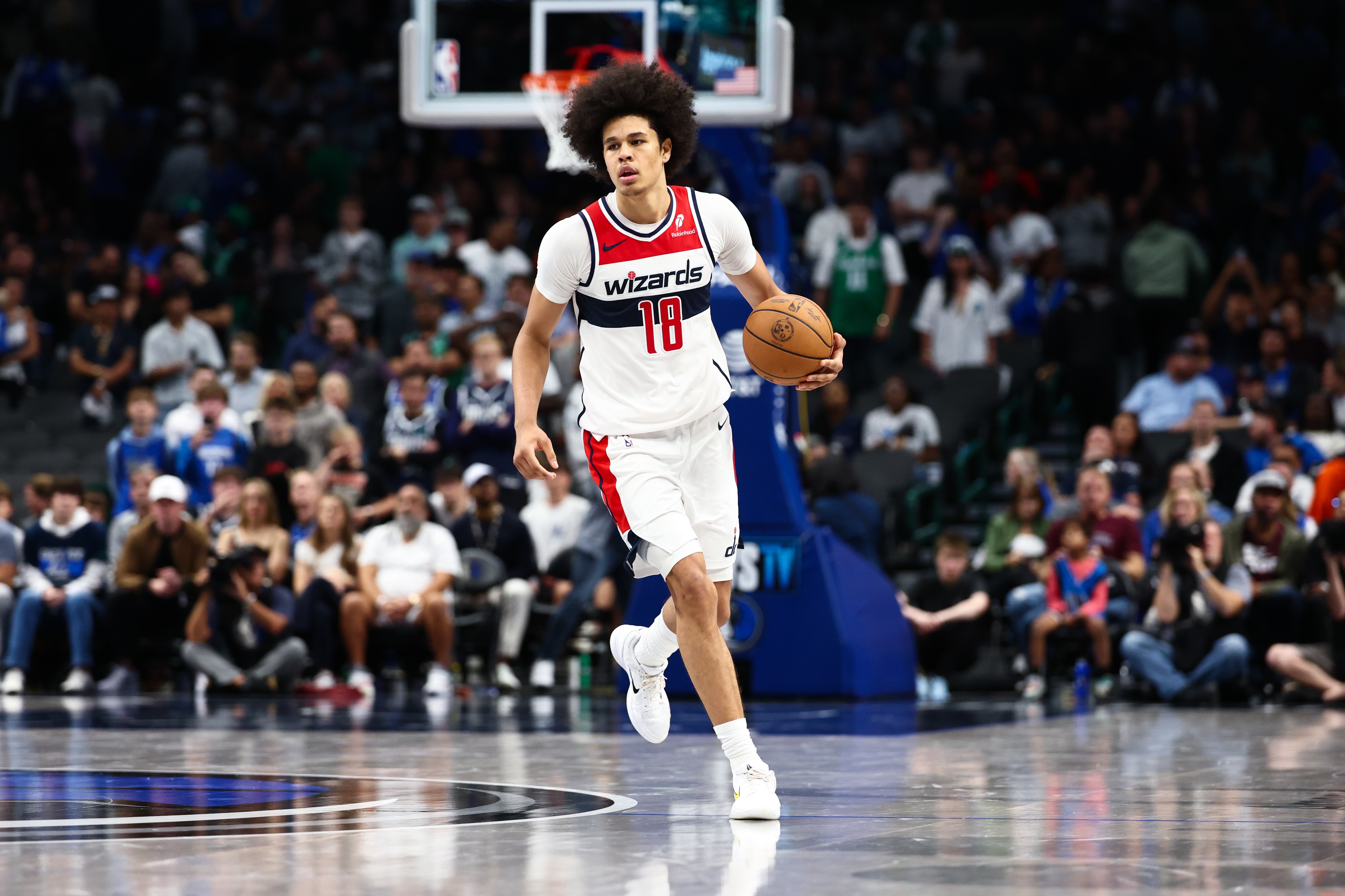 奇才第三节火力全开&以38-26净胜快船12分 以7分分差进入末节决战